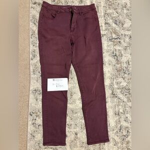American Eagle Outfitters Women's Skinny Jeans in Burgundy